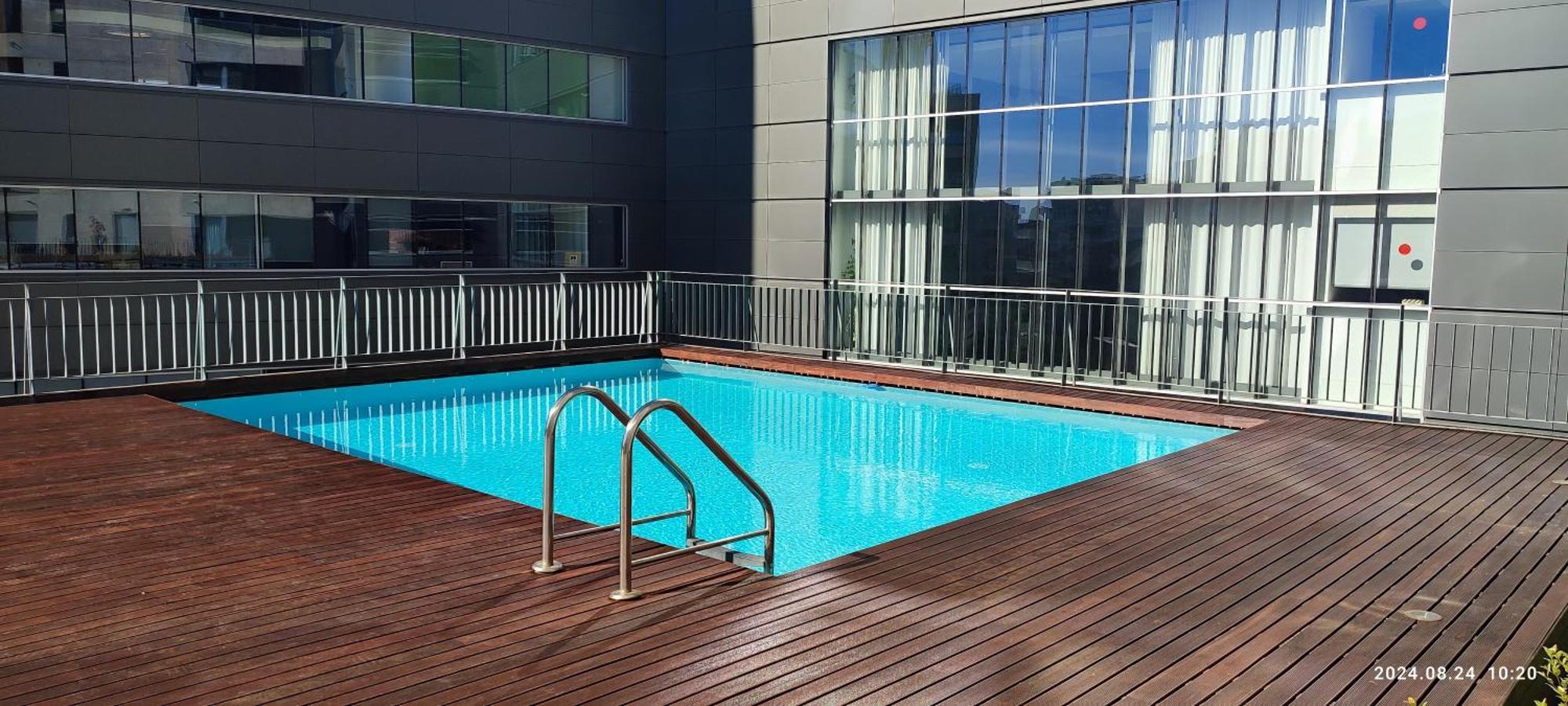 Nice Duplex Apartment With Free Pool And Garage Lisboa Екстериор снимка
